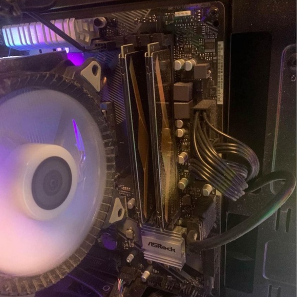 AMD Ryzen 5 5600G with Radeon Graphics - Picture 6 of 9